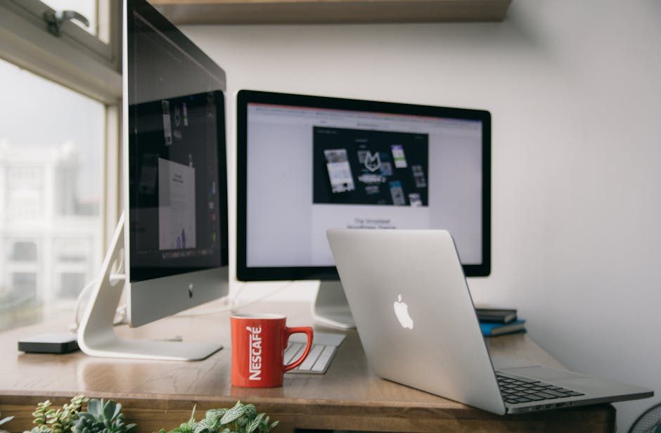 Landingpage-Layout für ein Beratungsangebot auf Desktop und Mobile